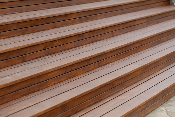 木制楼梯步图片下载