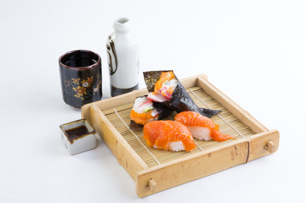 三文鱼寿司卷图片下载