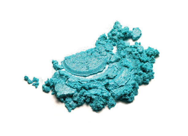 压碎的眼影图片下载