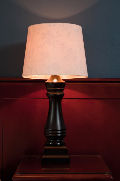 卧室灯图片下载