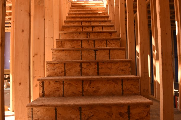 新的阶梯。图片下载