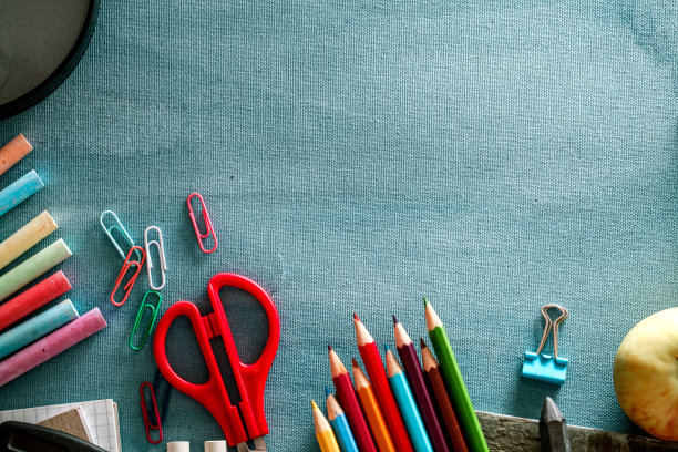 回到学校图片下载