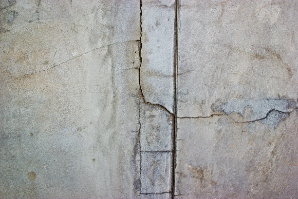 旧混凝土墙开裂图片下载