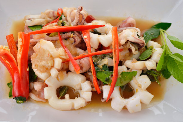 罗勒叶炒香鱿鱼图片下载