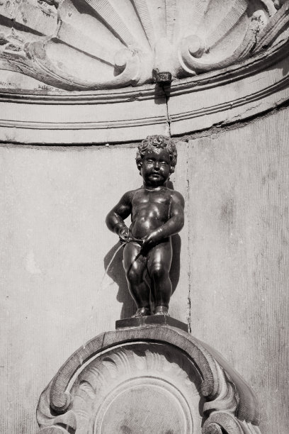 撒尿小童图片下载