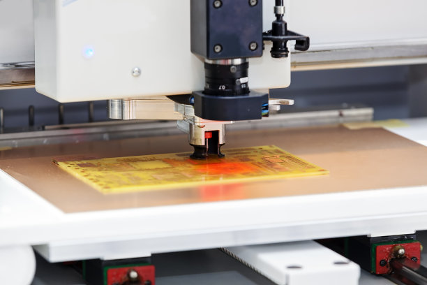 微芯片生产线图片下载