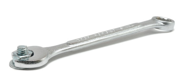 带螺栓、螺母和垫圈的组合扳手图片下载