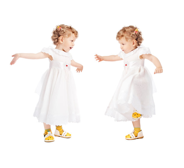 情感的双胞胎图片下载