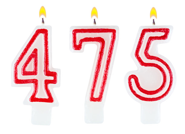 蜡烛数475孤立在白色图片下载