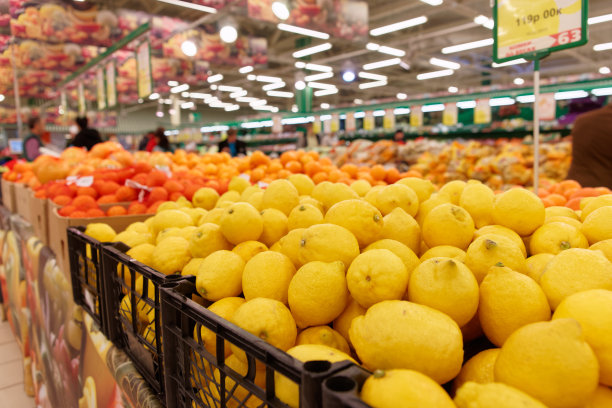 装柑橘类水果的板条箱图片下载