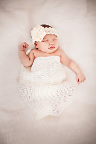 可爱的婴儿睡发带图片下载