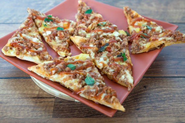 披萨切图片下载