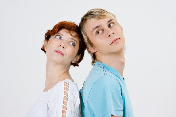 年轻的夫妇图片下载