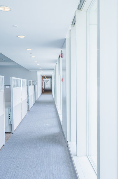 办公室走廊里图片下载