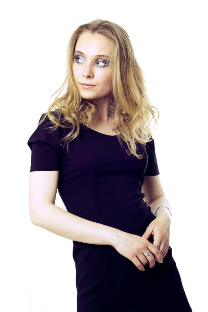 年轻的女孩图片下载