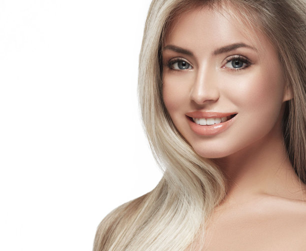 美丽的女人金发肖像脸近距离工作室白色素材图片
