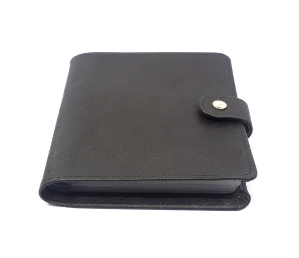 旧笔记本孤立在白色背景上。图片下载