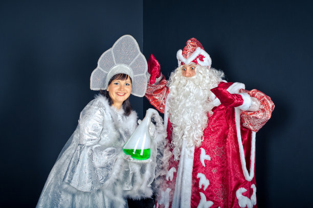 1489年实验室新年场景。图片下载