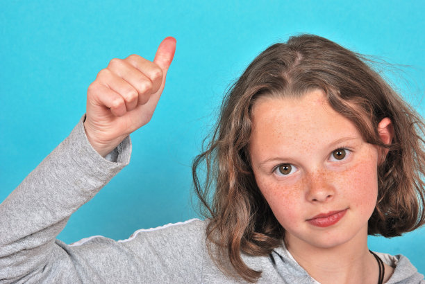 竖起大拇指图片下载