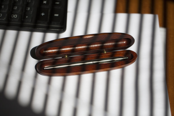 办公用品圆珠笔以防万一图片下载