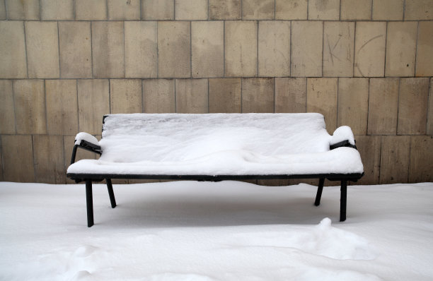 板凳上图片下载