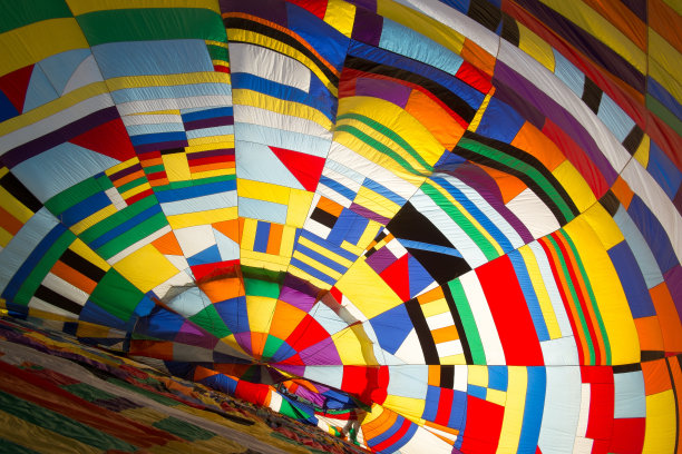 热气球的内部图片下载