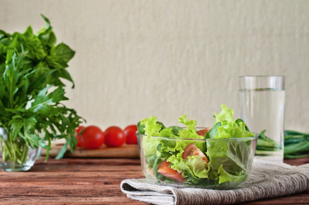 新鲜蔬菜沙拉图片下载