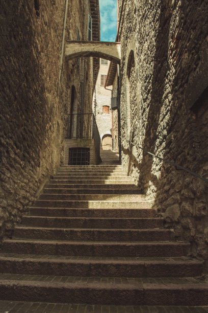 阿西西的楼梯和小巷图片下载