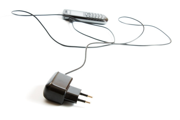 充电的手机图片下载