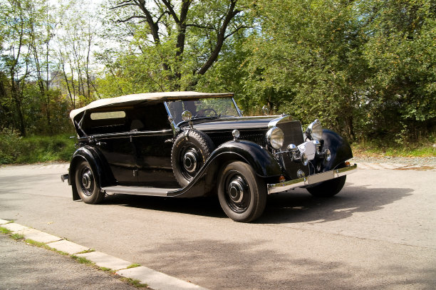 旧赛车图片下载