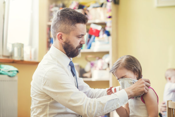 父亲和女儿图片下载