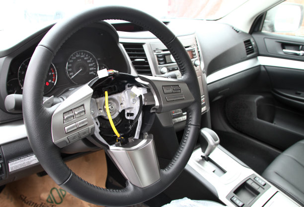 偷来的安全气囊图片下载