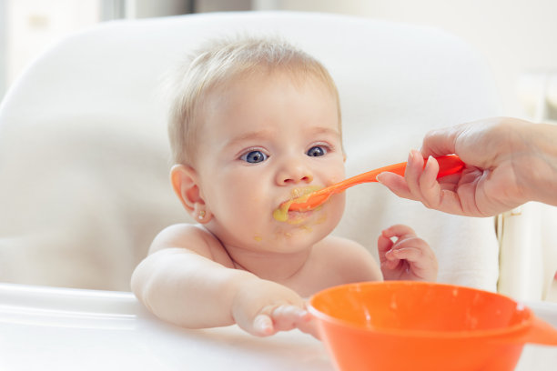 婴儿吃素材图片