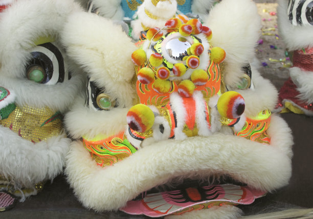 中国舞狮戏服图片下载