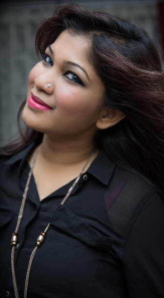 十几岁的亚洲女孩图片下载