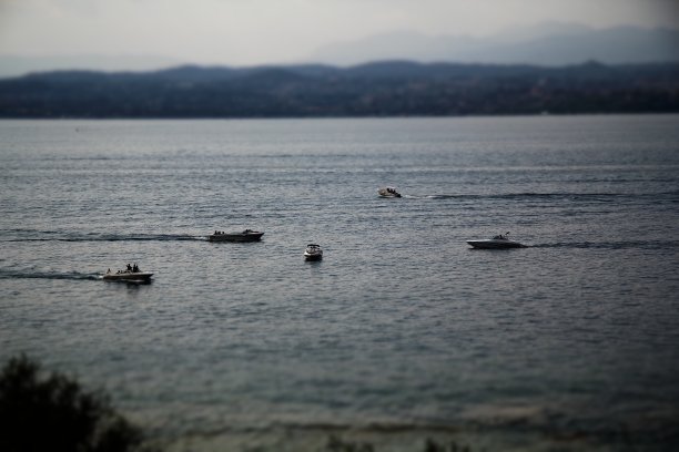 小型摩托艇图片下载