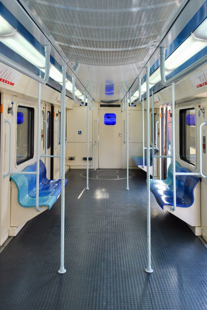 地铁车厢的内部图片下载