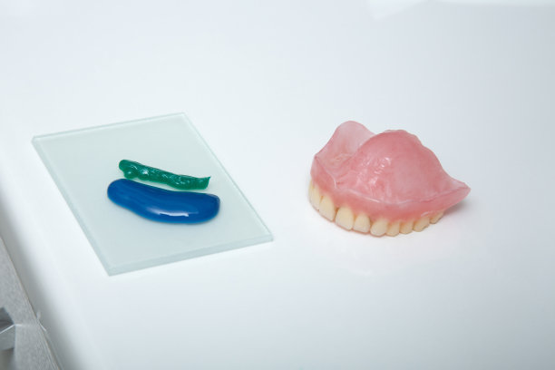 修复上颌假体植入图片下载