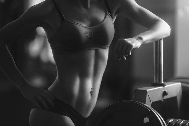 运动的女人图片下载