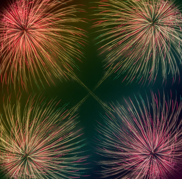 庆祝欢乐小镇和新年的烟花。图片下载