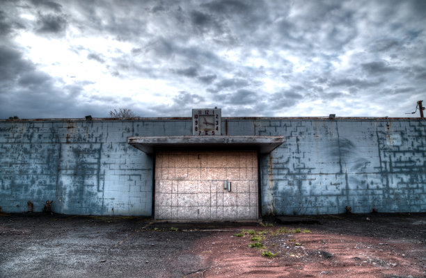 废弃的保龄球馆图片下载