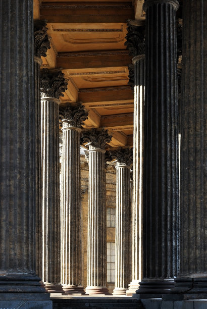 科林斯柱式的柱廊图片下载