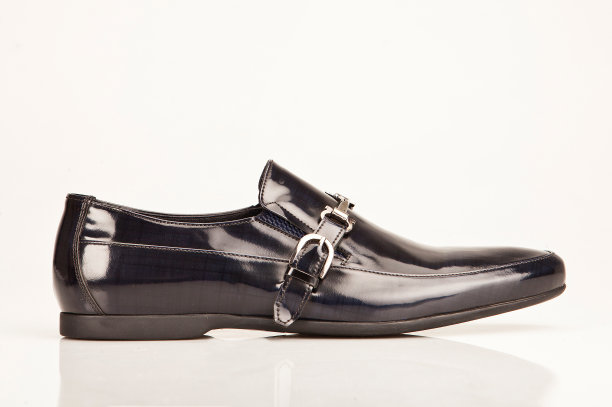 黑色的鞋图片下载