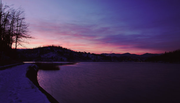 沿湖小径图片下载