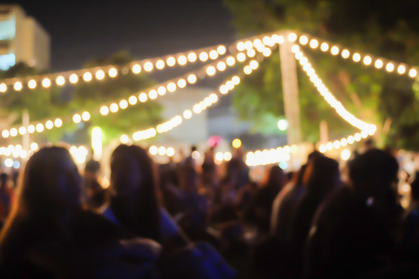 户外音乐会的轻散音图片下载