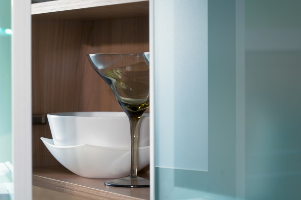 玻璃门厨房静物图片下载