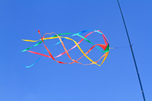 蓝天上的风筝图片下载