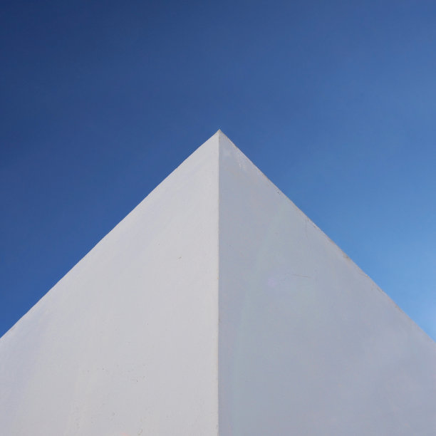 抽象的立面和天空图片下载