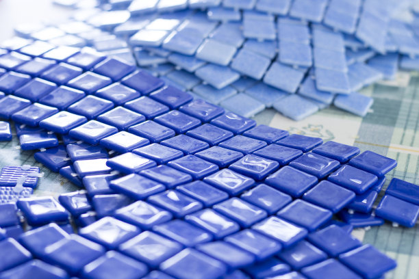 制造马赛克瓷砖图片下载