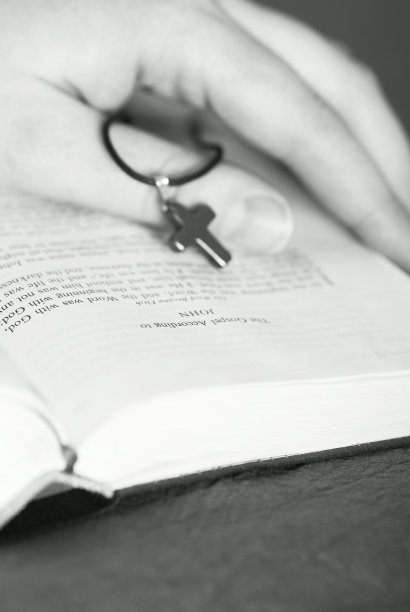 圣经和手图片下载